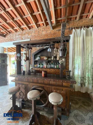 Imagem Sítio à venda com piscina,2 casas com um ótimo espaço.