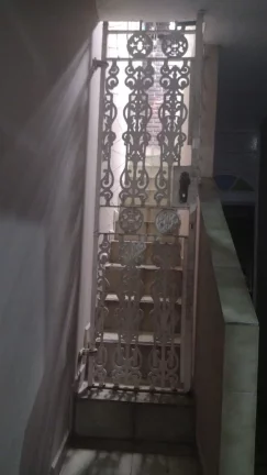 Imagem Sobrado à venda em Santo André-SP: 3 quartos, 2 banheiros, 2 vagas de garagem, 188m² no Jardim Las Vegas!