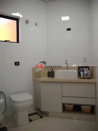 Imagem Sobrado à venda 3 Quartos, 3 Suites, 3 Vagas, 293M², Taboão, São Bernardo do Campo - SP