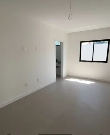 Imagem Casa em Condomínio para Venda em Rio de Janeiro, Vargem Grande, 3 dormitórios, 3 suítes, 4 banheiros, 2 vagas