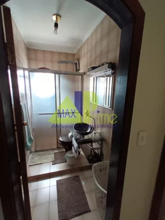 Imagem Casa à venda em São Paulo-SP, Jardim Triana: 3 quartos, 1 suíte, 2 salas, 1 vaga de garagem, 250m². Confira já!