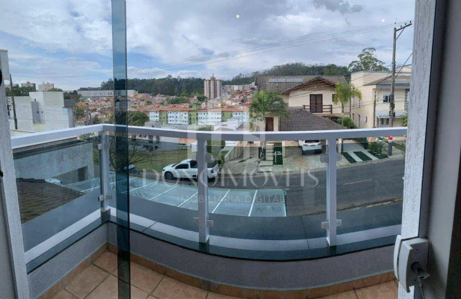 Imagem Casa alto padrão 318m² | 4 suítes | Piscina aquecida | 7 vagas | Swiss Park