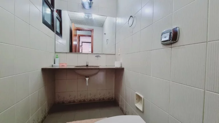 Imagem Apartamento com 3 dormitórios à venda, 140 m² por R$ 680.000,00 - Pitangueiras - Guarujá/SP