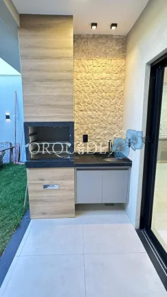 Imagem Casa à venda em Rio Verde-GO: Residencial Solar dos Ataídes 2ª Etapa - 3 quartos, 1 suíte, 1 sala, 2 vagas, 119,02m². Venha conferir!