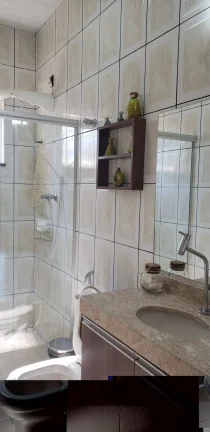 Imagem Sítio à Venda na Colônia Rodrigo Silva – Infraestrutura Completa e 5 minutos do Centro