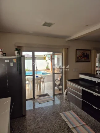 Imagem Casa à Venda - Condomínio Yucatan - Paulínia/SP.

Área construída: 252 m²
Tipo: Sobrado
Posiç...
