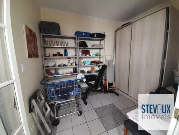 Imagem Casa de vila com portão para venda!
