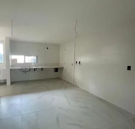 Imagem Apartamento 3 dormitórios para Venda em Teresina, Jóquei, 4 dormitórios, 3 suítes, 4 banheiros, 2 vagas