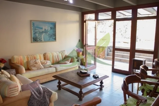 Imagem Excelente Casa à Venda no Beiral das Pedras em Atibaia