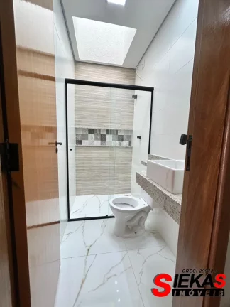 Imagem Espaçosa casa de 3 quartos e 3 suítes na Vila Carrão - São Paulo, 170m² e 1 vaga de garagem!