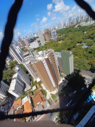 Imagem Excelente imóvel Alto Padrão na Jaqueira!