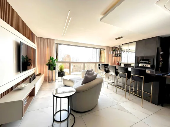 Imagem Apartamento vista mar com 3 suítes sendo 1 master e 3 vagas de garagem em Balneário Camboriú/SC