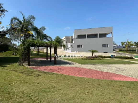 Imagem Terreno de 600m² de frente para o lago do Condomínio Riviera Park