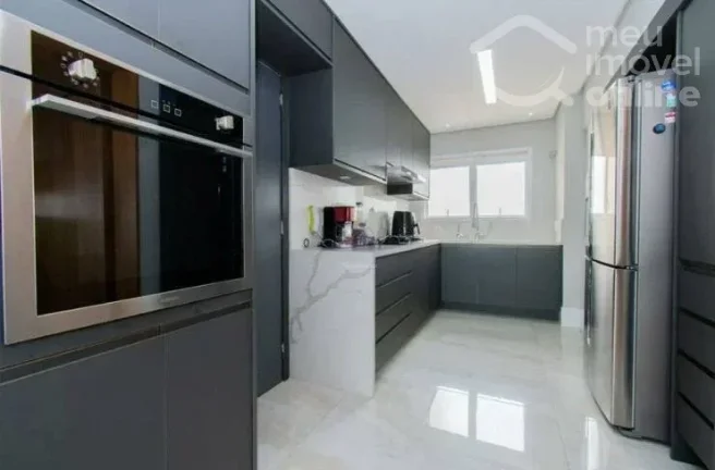 Imagem Cobertura a venda na Vila Nova Conceição, com 272 m2 sendo 4 suítes, closet e piscina privativa