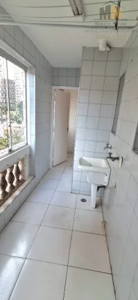 Imagem Locação apto com 2 vagas, 2 dmts 3 banheiros otima localização uma quadra da Paulista