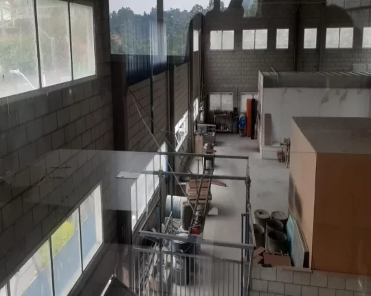 Imagem galpão com 960 m2 com edicula FL26