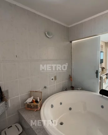 Imagem Casa na Orla de Petrolina, 3 suítes, Piscina, Área gourmet, 2 salas