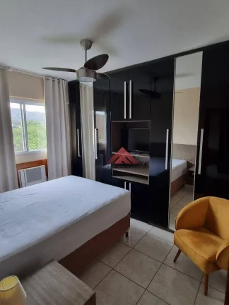 Imagem Apartamento com 2 dormitórios à venda, 60 m² por R$ 275.000,00 - Barro Vermelho - São Gonçalo/RJ