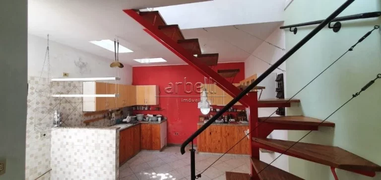 Imagem Casa de uso misto com 2 andares e 170metros quadrados aproximadamente. O primeiro andar do imóvel c...