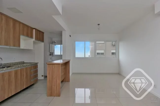 Imagem Apartamento semi-novo com vista, suíte e infraestrutura completa .

A Brilhante Imóveis oferece es...