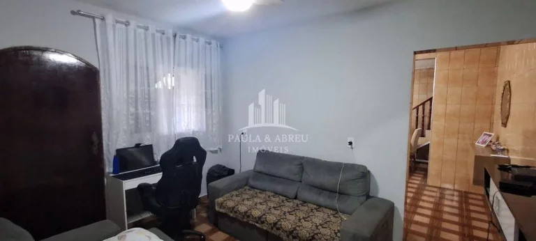 Imagem Sobrado 300m², 2 Quartos, Sendo 1 Suíte com Sacada, 1 Lavabo( desfeito p/ Closet), 3 Vagas, Área de Lazer Grande no Jardim Zaíra, Mauá-SP