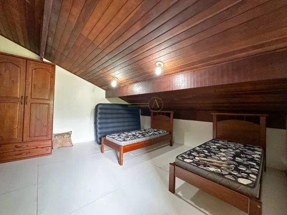 Imagem Sobrado alto padrão à venda no condomínio Boungainvillé V porteira fechada