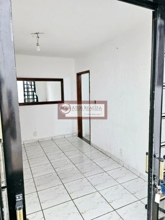 Imagem Alugo sobrado no Planalto Paulista, São 3 Dormitórios, 2 Salas, 1 vaga de Garagem, imóvel bem localizado, próximo a Av dos Bandeirantes, Av 23 de Maio, Hospital Moriah, Aeroporto de Congonhas e muito mais, R$ 2.400, agende uma visita.