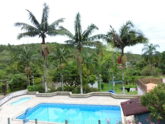 Imagem Lindo Sitio à Venda em Atibaia com 30 mil m ²