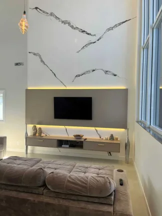 Imagem Casa com 4 suítes sendo 1 master e 4 vagas de garagem - Campeche em Florianópolis/SC