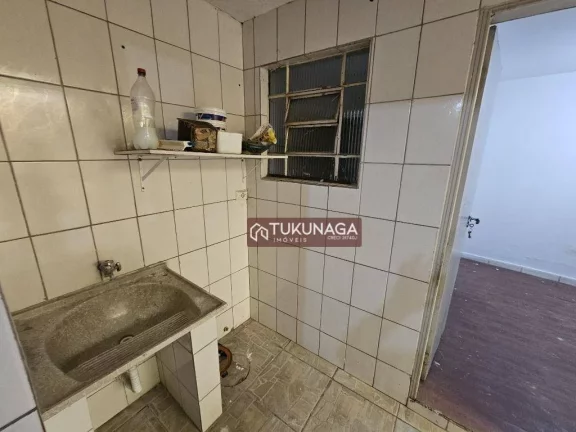 Imagem Casa com 3 dormitórios para alugar, 243 m² por R$ 6.000,00/mês - Vila Augusta - Guarulhos/SP