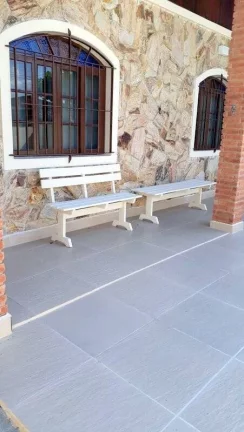 Imagem CASA LADO PRAIA - TODA REFORMADA - 3 DORMITORIOS S/UMA SUITE