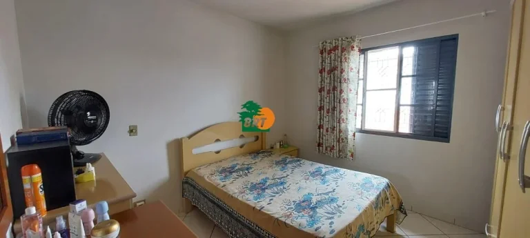Imagem Casa para Venda em São Roque, Vila Santo Antônio, 2 dormitórios, 1 banheiro, 2 vagas
