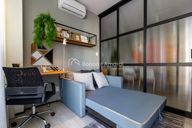 Imagem Apartamento impecável, totalmente mobiliado e repaginado por arquiteto, unindo sofisticação e pra...