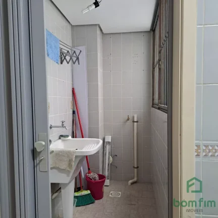 Imagem Apartamento de 2 dorm. c/ garagem, Centro, Pelotas/RS.