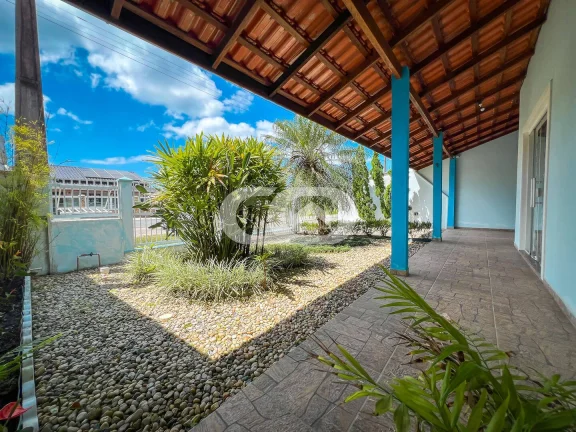 Imagem Casa com piscina | Salinas | Bal. Barra do Sul