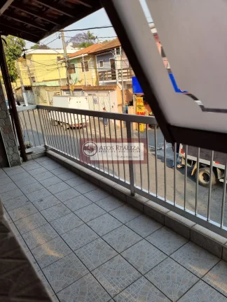 Imagem Sobrado à venda em Jardim Santa Cruz - São Paulo com 220M², 4 dormitórios e 3 banheiros por R$ 690.000,00