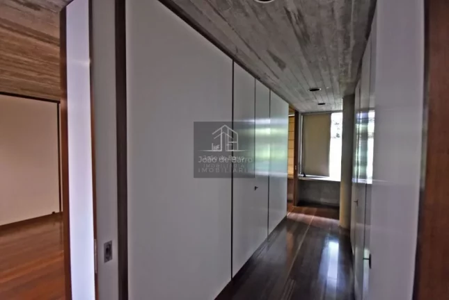 Imagem Área Comercial à venda, Cidade Jardim, São Paulo - AR0001.
