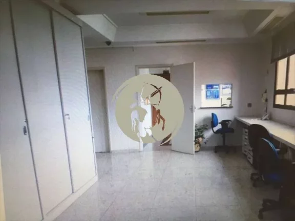 Imagem OPORTUNIDADE!!! SALA COMERCIAL GRANDE JA DIVIDIDA, NA AVENIDA ANA COSTA LOCALIZADA NA AVENIDA MAIS M...