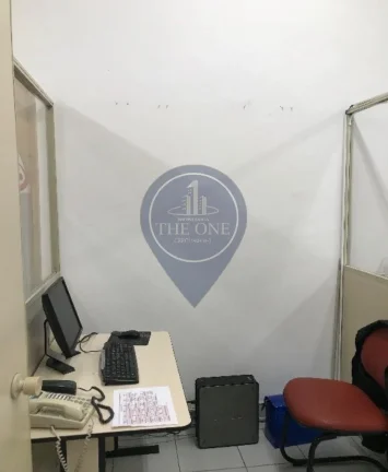 Imagem Loja para locação no Centro de São Paulo-SP: 1 sala, 1 banheiro, 360m² de área. Aproveite essa oportunidade!