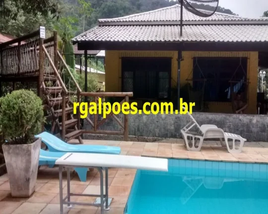 Imagem Terreno Comercial para Venda em GUAPIMIRIM, SANTO ÂNTONIO, 4 dormitórios, 2 suítes, 4 banheiros, 4 vagas