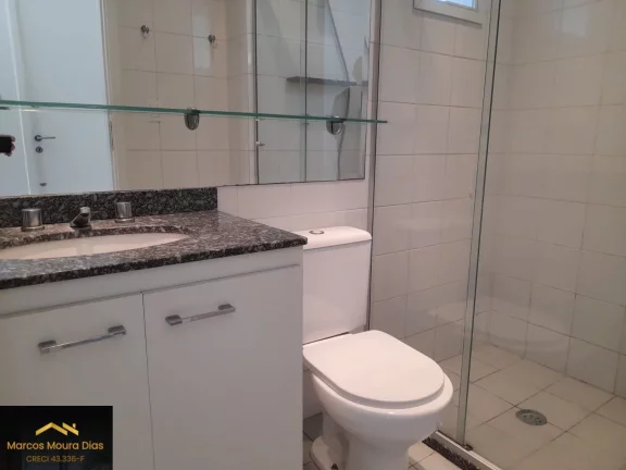 Imagem Apartamento na Pompeia com 2 dormitórios (1 suíte) e 2 vagas, próximo ao Sesc Pompeia. Edifício com portaria 24h e lazer
