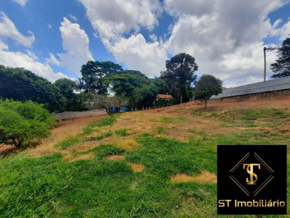 Imagem Sítio à Venda em Atibaia - 15.000m² Excelente acesso