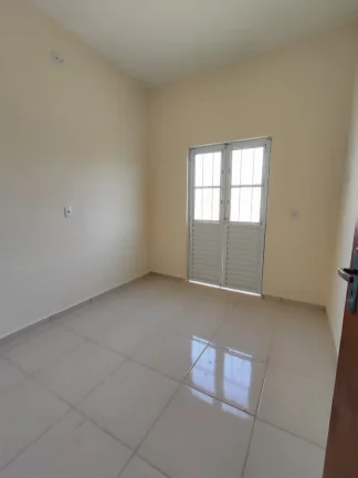 Imagem Casa para venda em Sorocaba, Vila Helena, 2 dormitórios, 2 banheiros