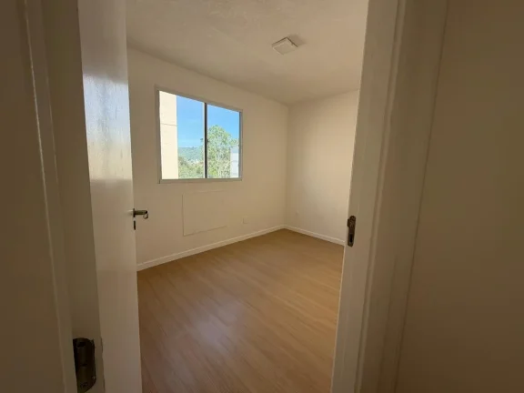Imagem Apartamento para Venda em Rio de Janeiro, Guaratiba, 2 dormitórios, 1 banheiro, 1 vaga