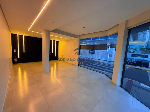 Imagem Aluguel Anual de sala comercial de esquina no Centro de Piçarras, Adriano Carpes Imóveis Aluga