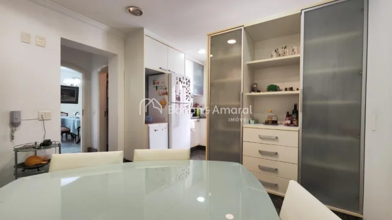 Imagem Sofisticação e exclusividade em um dos endereços mais nobres de Campinas. Este amplo apartamento,...