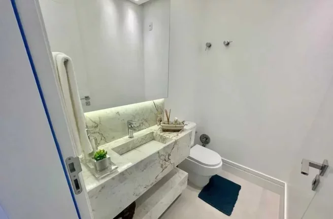 Imagem Apartamento frente mar mobiliado com 5 suítes e 4 vagas de garagem em Balneário Camboriú