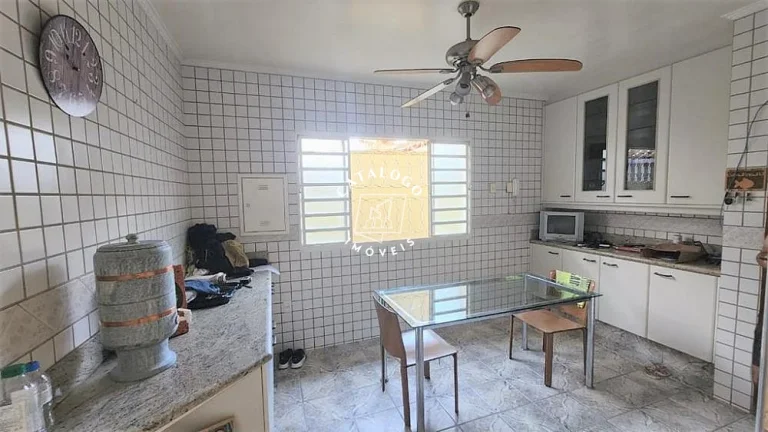 Imagem Casa a Venda no bairro Vila Tibério - Ribeirão Preto, SP