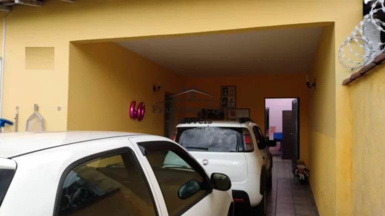 Casa à venda no bairro Parque das Arvores - Guaratinguetá/SP