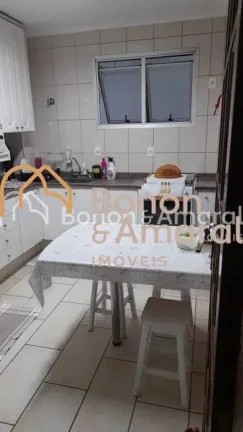 Imagem Apartamento à venda em Campinas próximo à Lagoa do Taquaral.
Possui 3 quartos sendo 1 suíte, var...